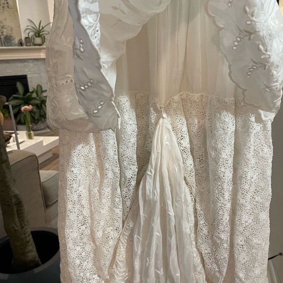LoveShackFancy Women's NWT Sarabi Wedding Gown True White - Size 0 $1695 - Picture 11 of 11